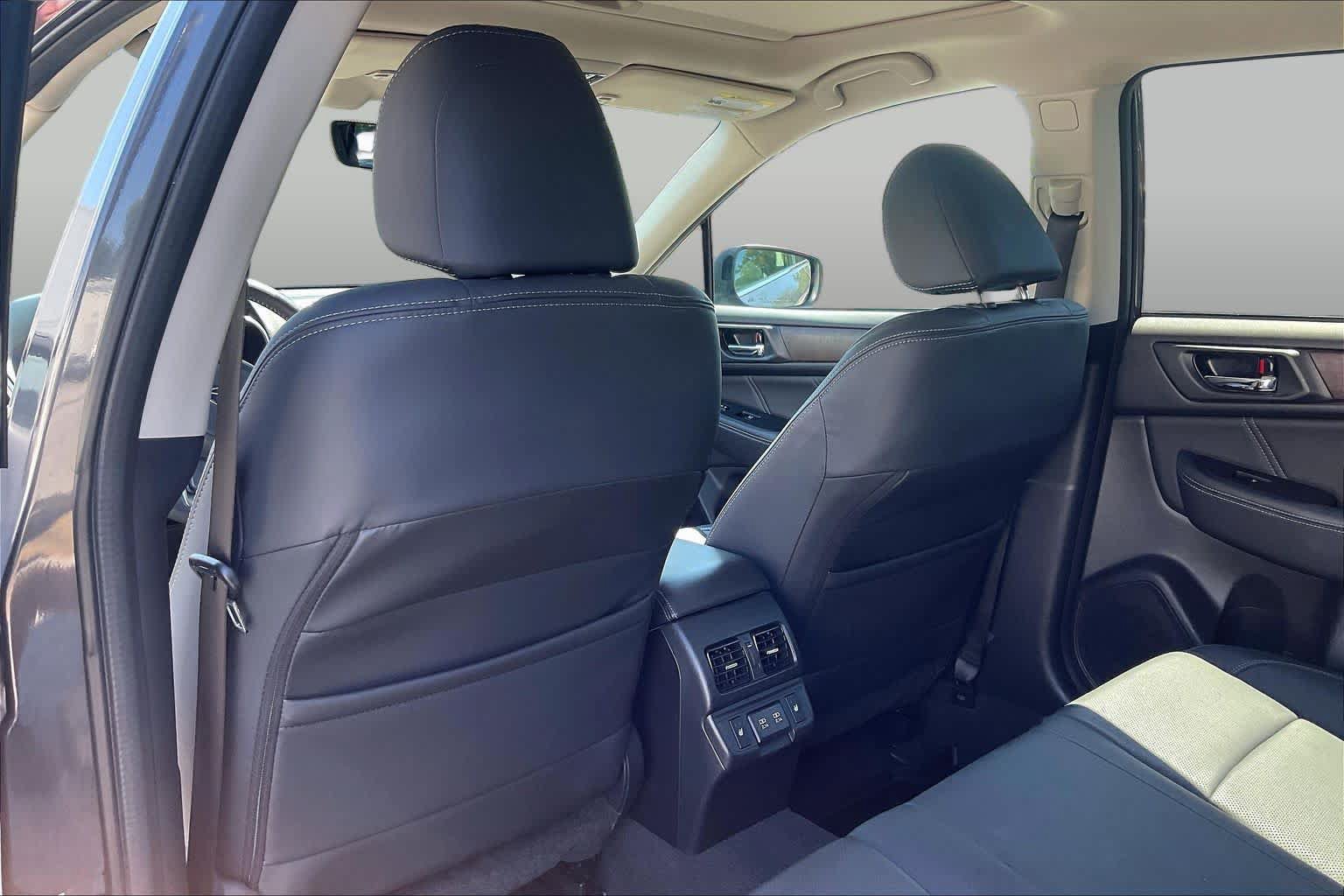Used 2019 Subaru Outback 2.5i Limited AWD/4WD image 21