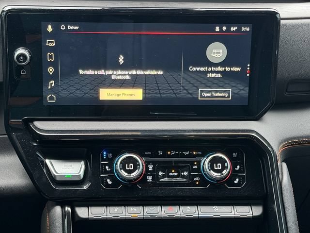 Certified 2025 GMC Sierra 2500 AT4 w/ Technology Package AWD/4WD image 17