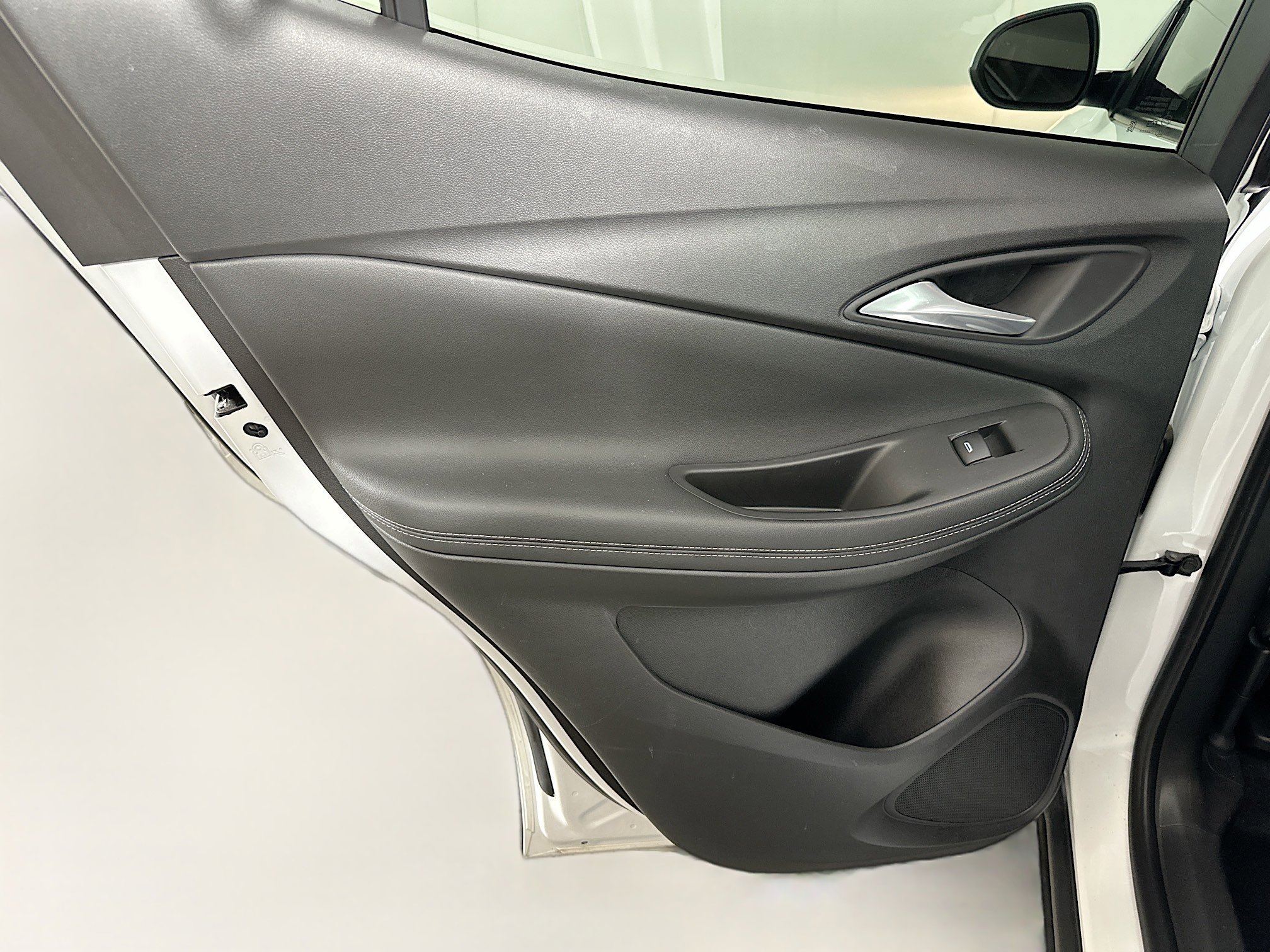 Used 2020 Buick Encore GX Select w/ Advanced Technology Package image 26