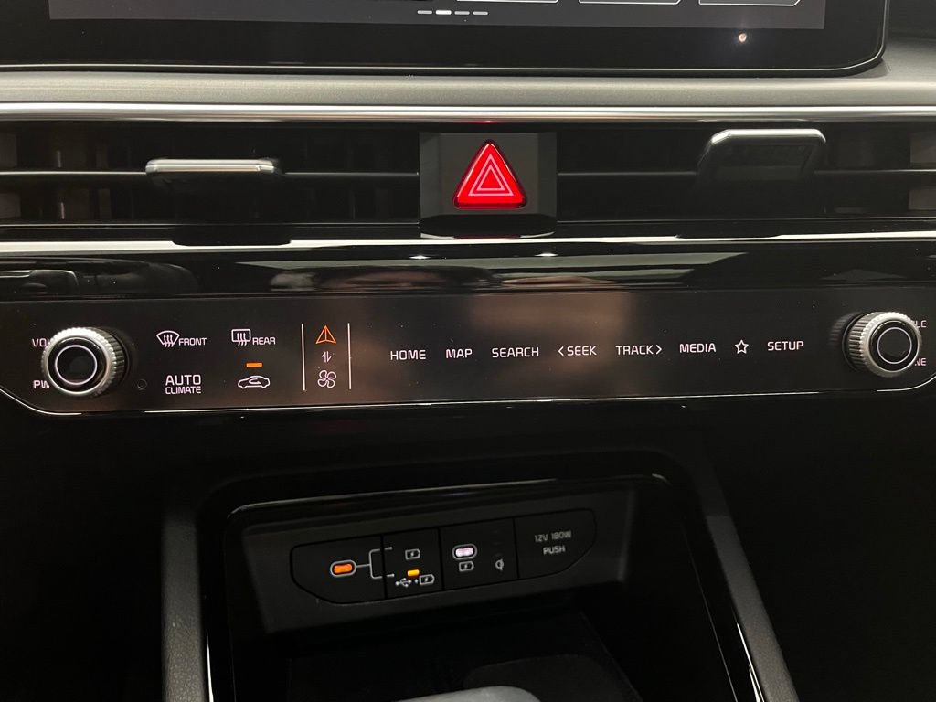 Used 2025 Kia K5 GT FWD image 27