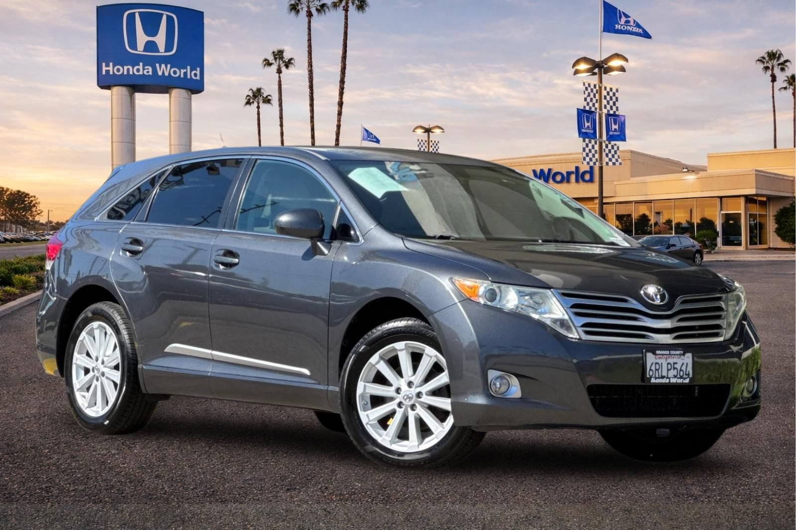 Used 2011 Toyota Venza FWD image 2