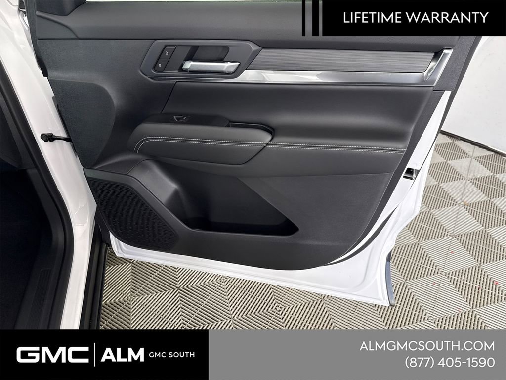 New 2026 GMC Terrain Elevation w/ Black Edition image 16