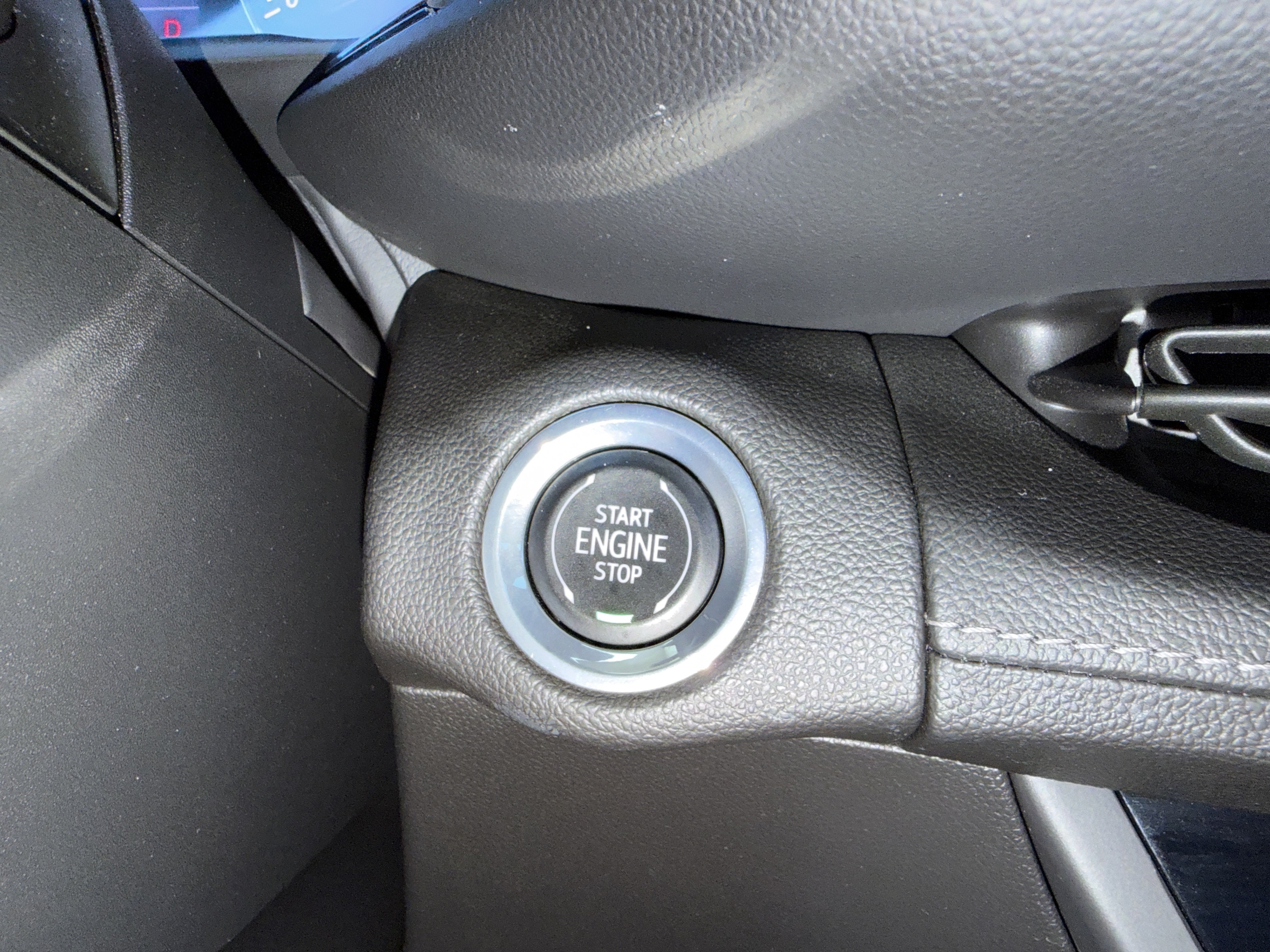 Used 2022 Buick Envision Preferred FWD image 18