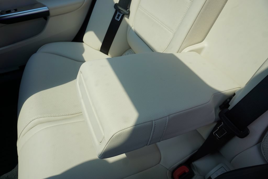 Used 2024 Mercedes-Benz C 300 Sedan image 24