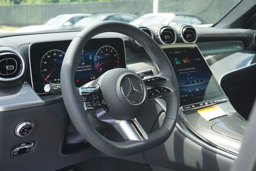 Certified 2025 Mercedes-Benz GLC 300 4MATIC image 25