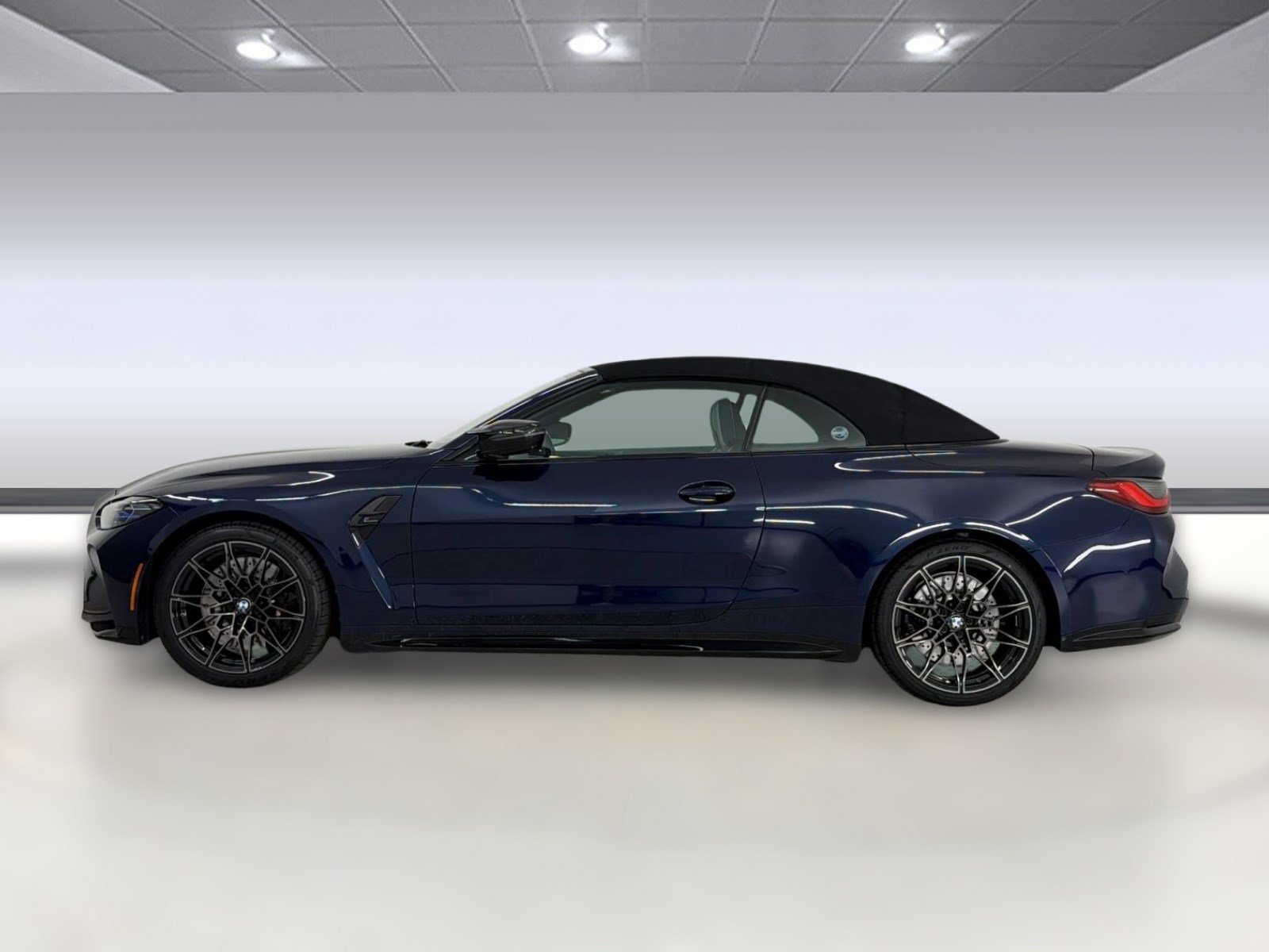 Certified 2024 BMW M4 xDrive Competition AWD/4WD image 2