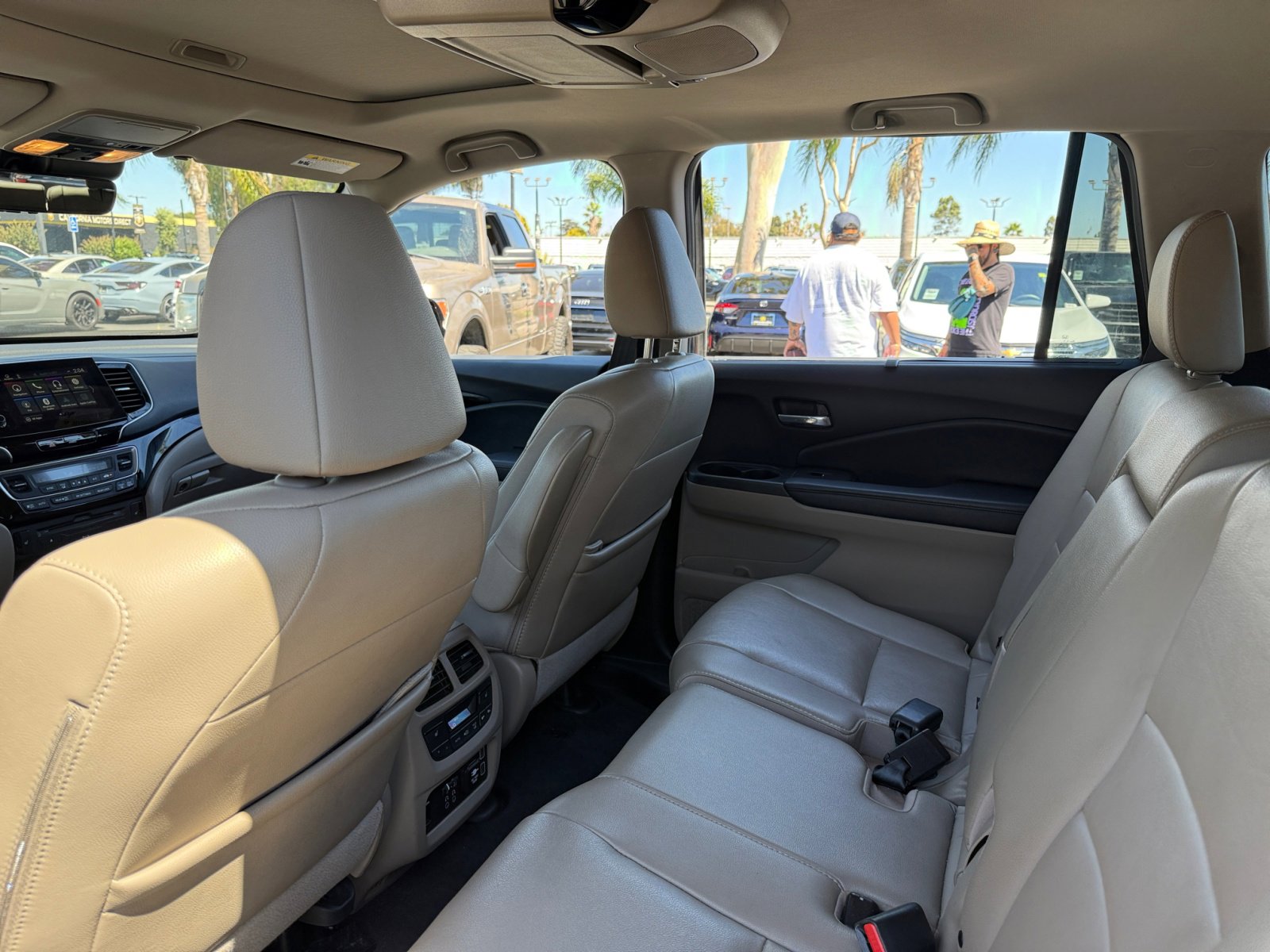 Used 2019 Honda Pilot Touring image 16