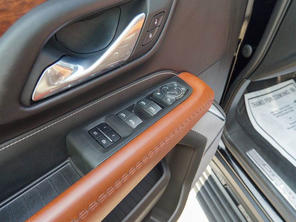 Used 2023 GMC Yukon XL Denali Ultimate image 21