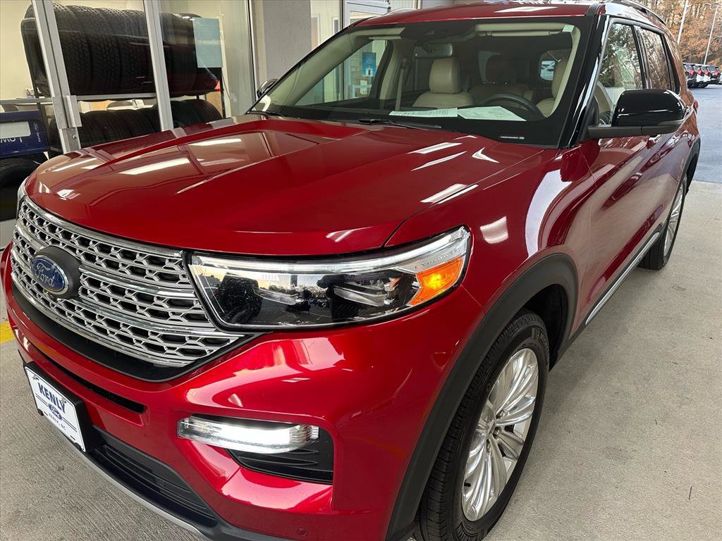 Certified 2022 Ford Explorer Limited w/ Equipment Group 301A image 3