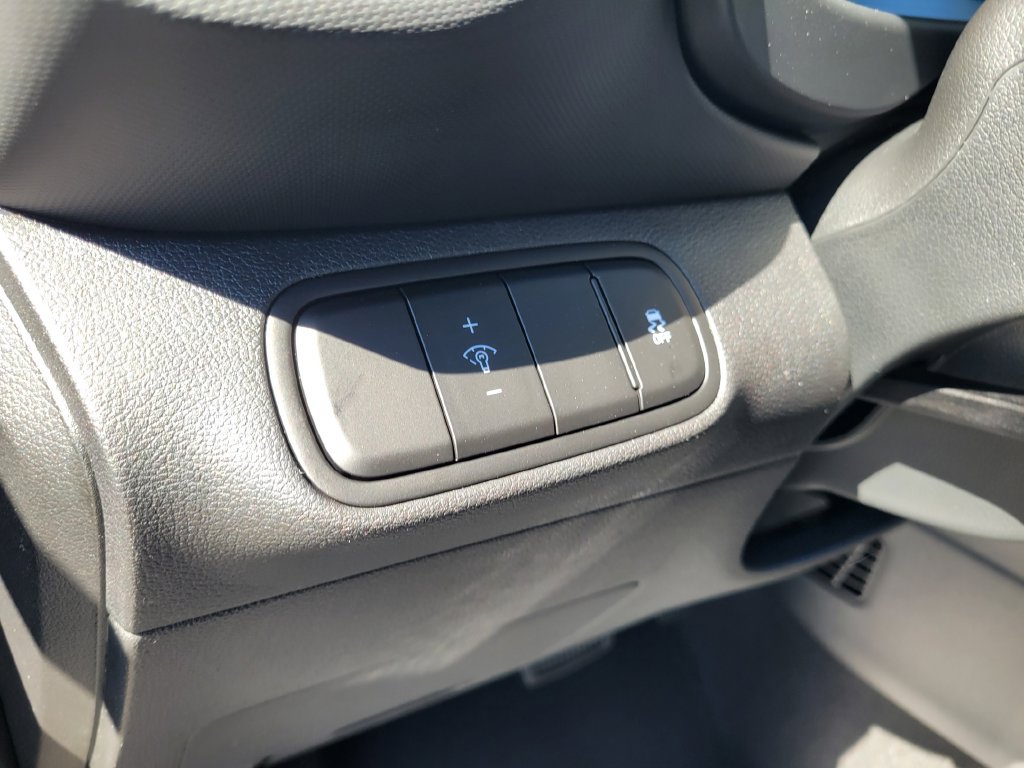 New 2026 Hyundai Venue SEL FWD image 15