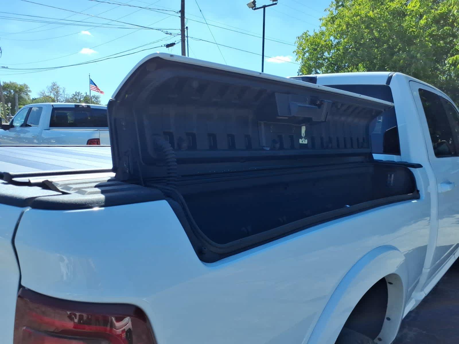 Used 2025 RAM 2500 Limited AWD/4WD image 10