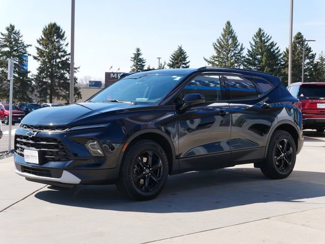 Used 2023 Chevrolet Blazer LT w/ Convenience Package image 3