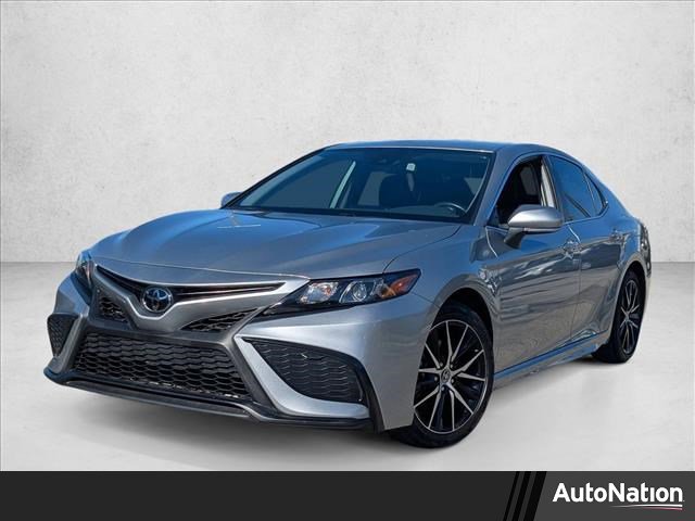 Used 2023 Toyota Camry SE image 1