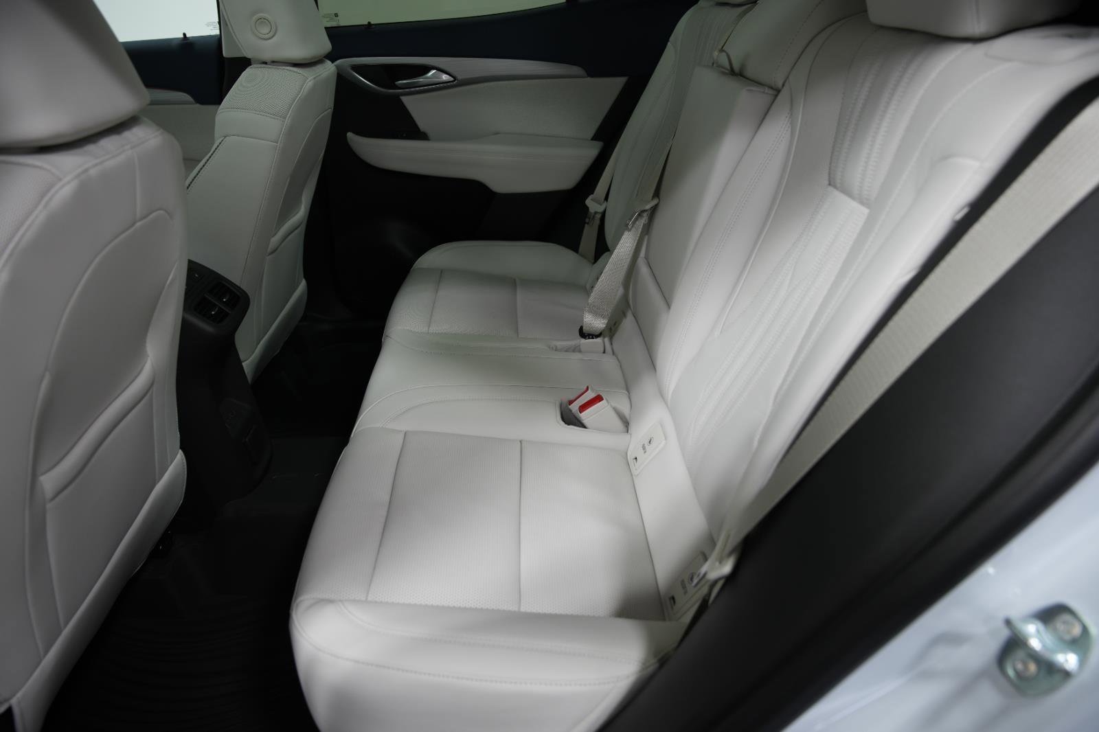 New 2026 Buick Envision Avenir image 22