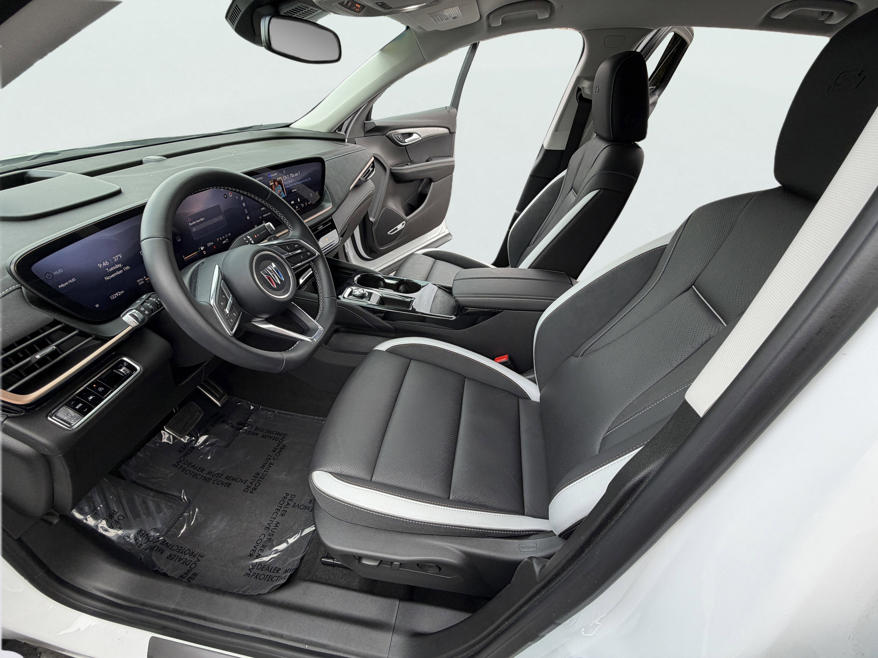 Used 2025 Buick Envision Sport Touring image 9