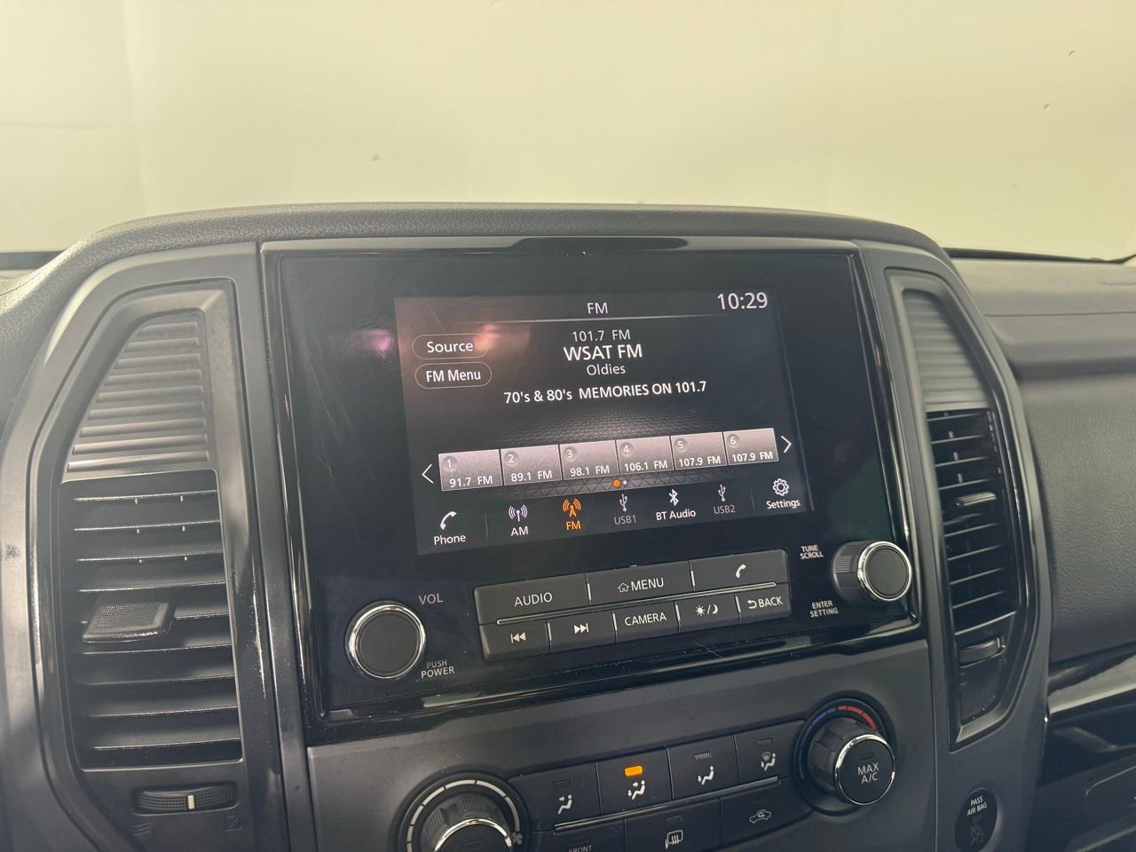 Used 2024 Nissan Titan SV w/ Accessory Utility Package image 13