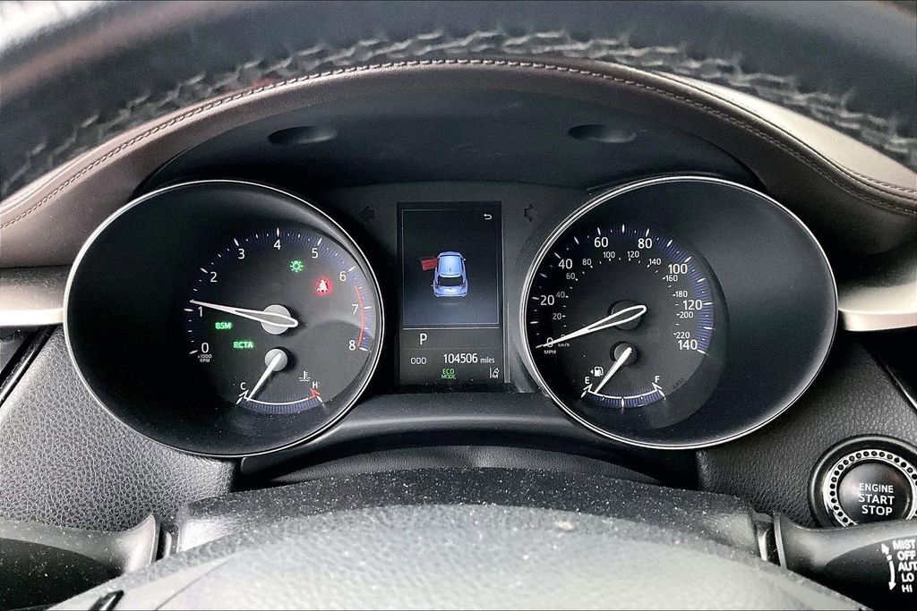 Used 2019 Toyota C-HR Limited image 25