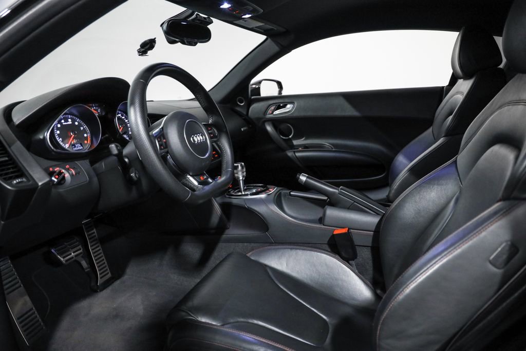 Used 2014 Audi R8 V8 image 36