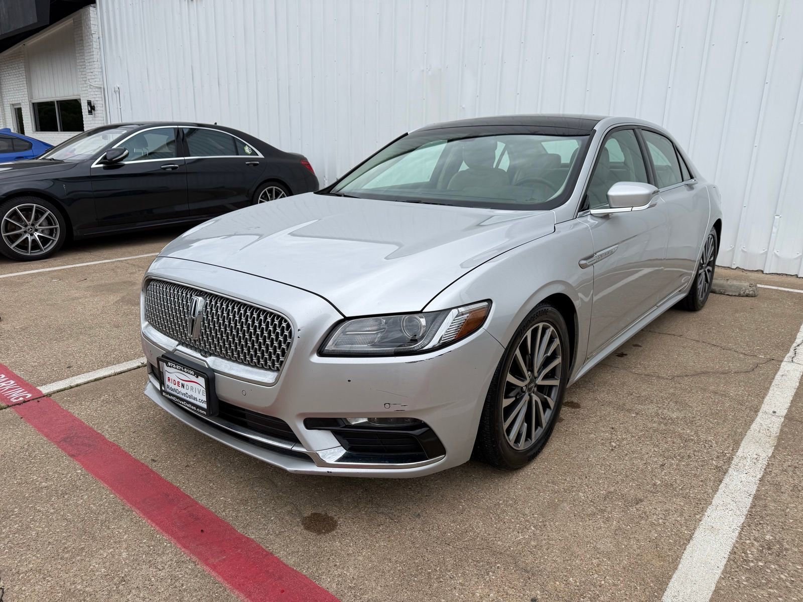 Used 2017 Lincoln Continental Select