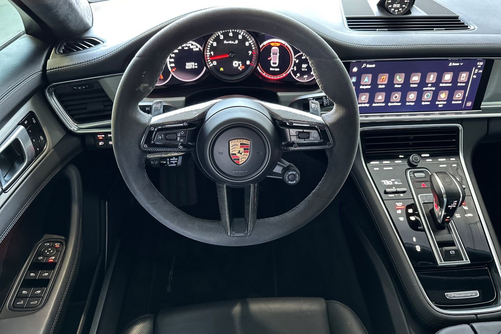 Certified 2022 Porsche Panamera Turbo S image 16
