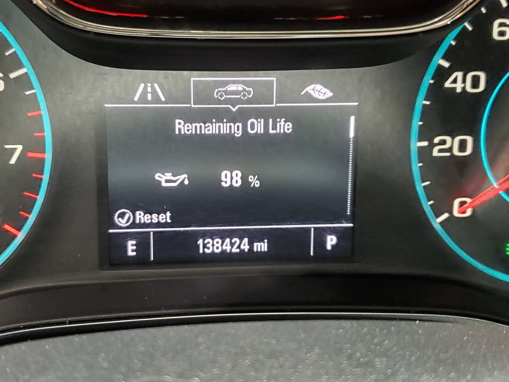 Used 2017 Chevrolet Cruze LT FWD image 29