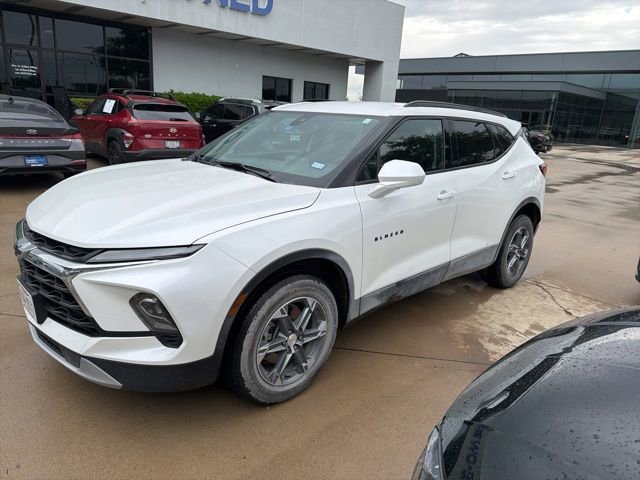 Certified 2023 Chevrolet Blazer LT w/ Convenience Package FWD image 1