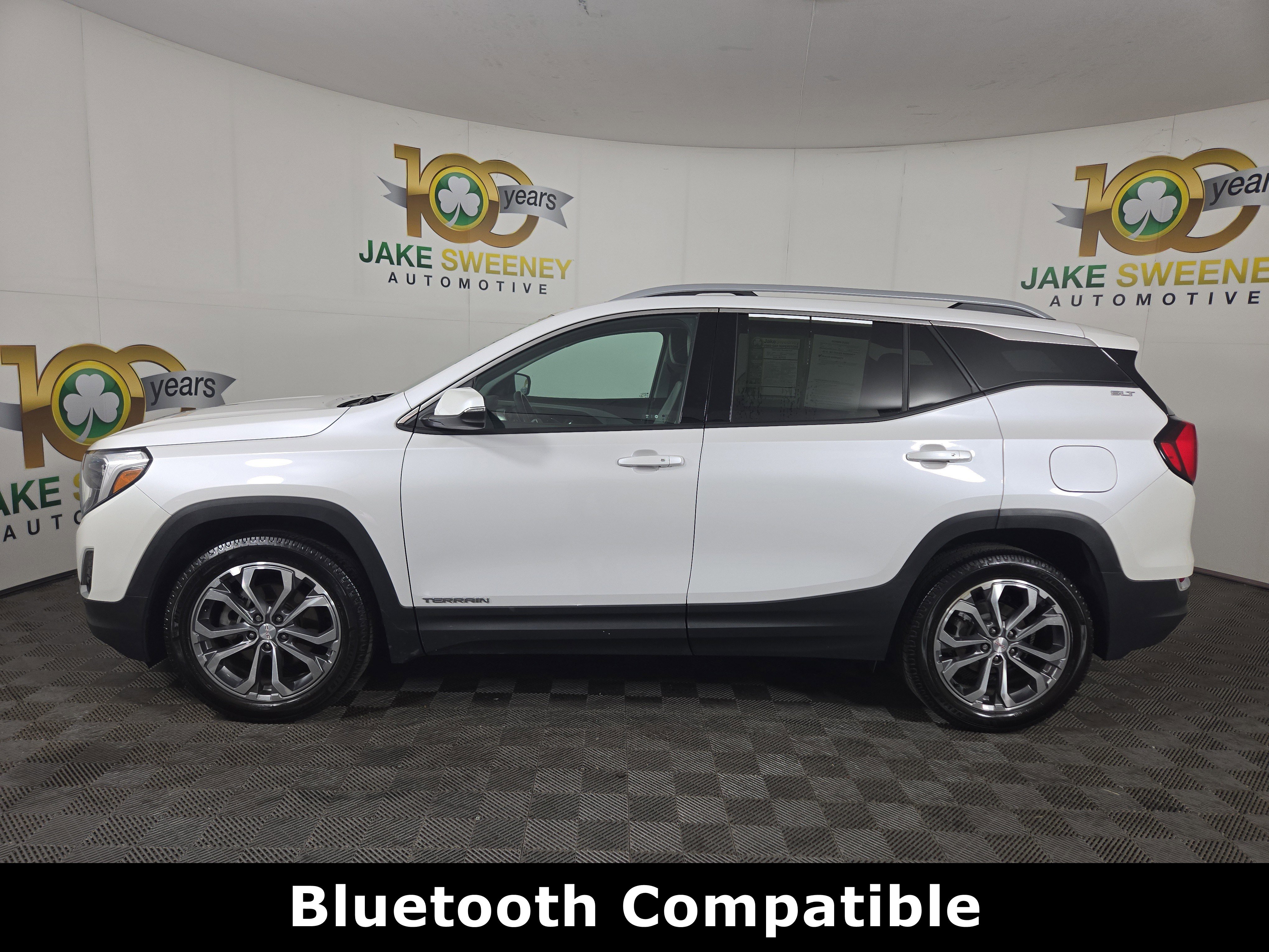 Certified 2020 GMC Terrain SLT w/ Preferred Package image 4