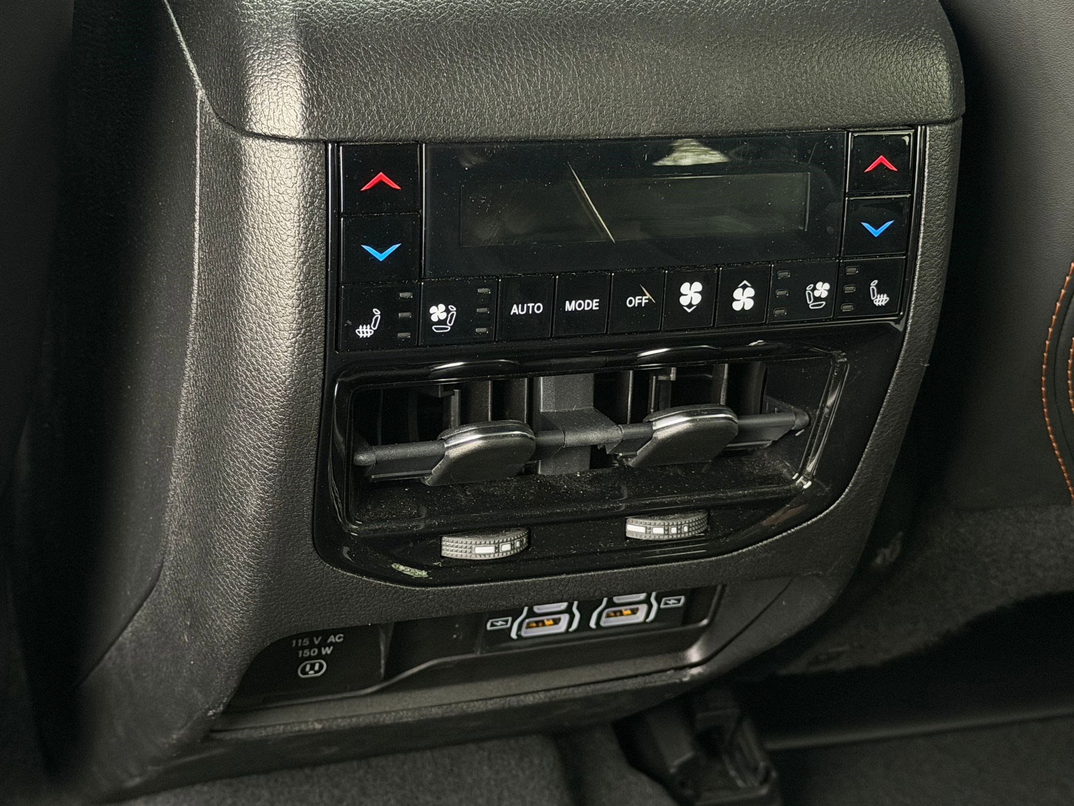 Used 2023 Jeep Grand Cherokee L Summit image 26