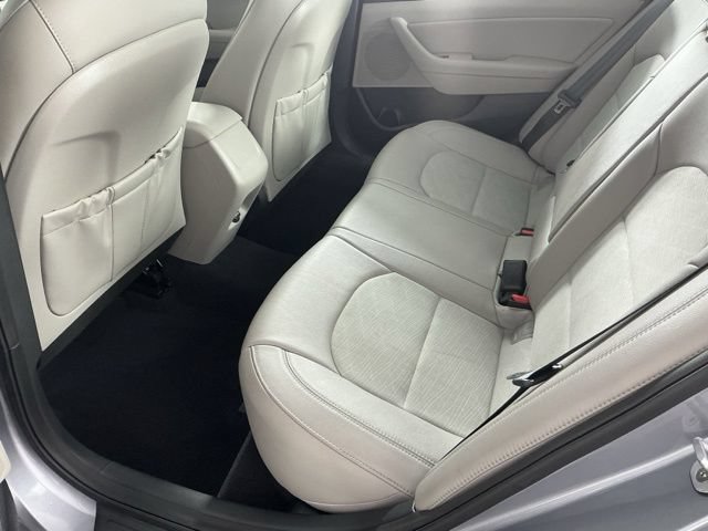 Used 2016 Hyundai Sonata Sport w/ Option Group 1V FWD image 10