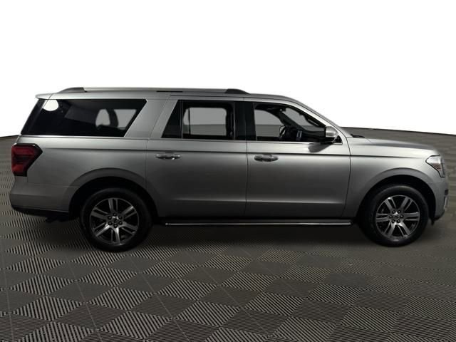 Used 2022 Ford Expedition Max Limited image 10