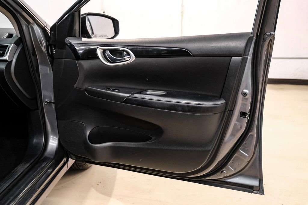 Used 2019 Nissan Sentra SV FWD image 41