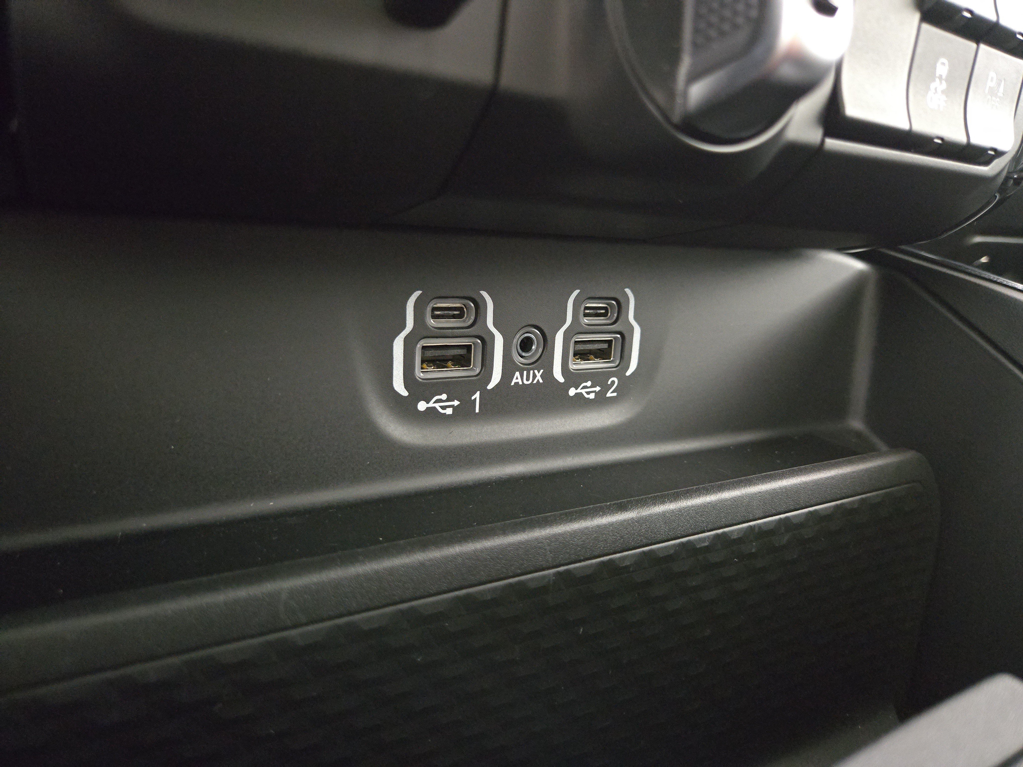 Used 2023 RAM 1500 Laramie AWD/4WD image 29