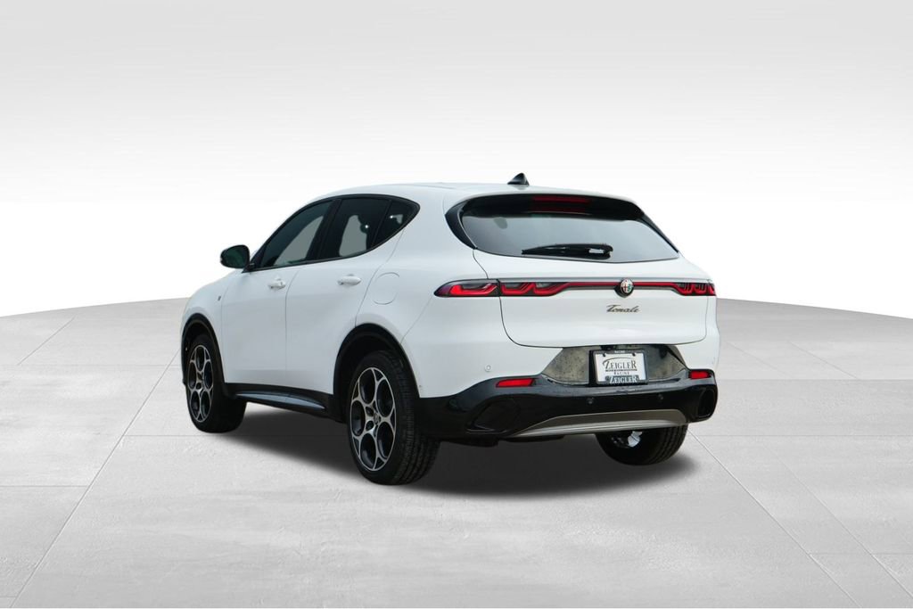 Used 2024 Alfa Romeo Tonale Ti w/ Active Assist Package image 5