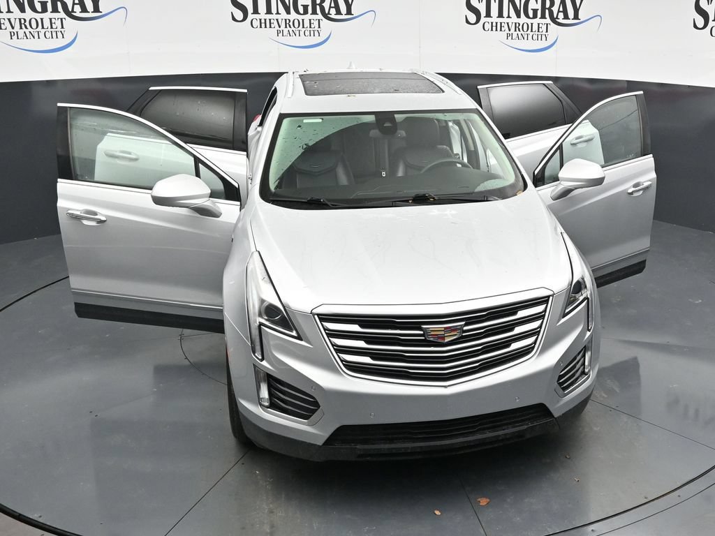 Used 2017 Cadillac XT5 Luxury w/ Driver Awareness Package FWD image 34