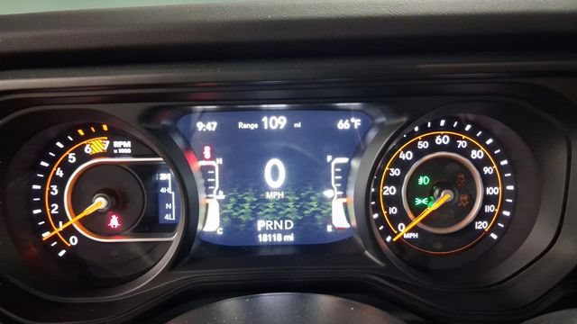 Used 2026 Jeep Wrangler Unlimited Rubicon AWD/4WD image 29