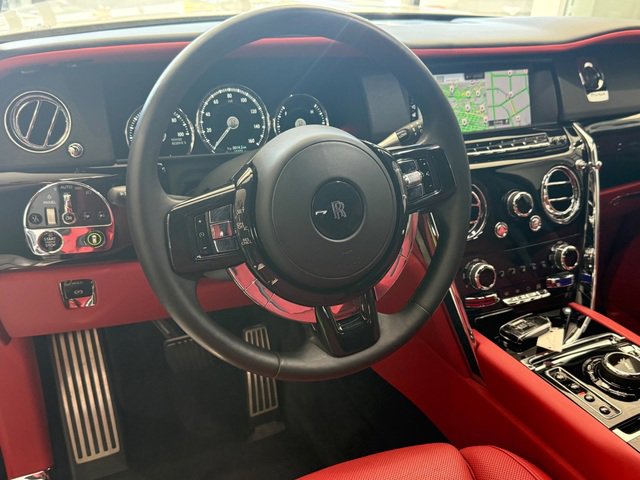 Used 2019 Rolls-Royce Cullinan AWD/4WD image 35