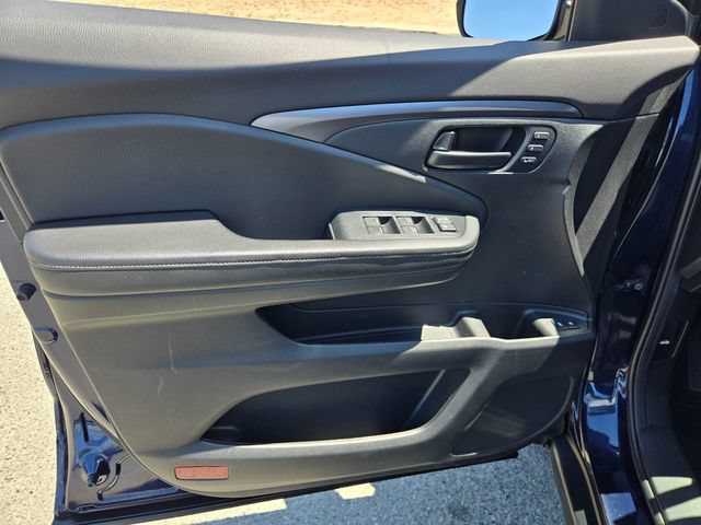 Used 2023 Honda Passport EX-L image 18