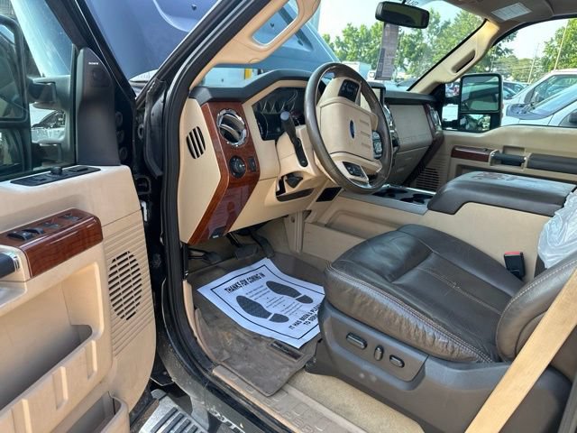 Used 2015 Ford F350 King Ranch w/ FX4 Off-Road Package AWD/4WD image 3