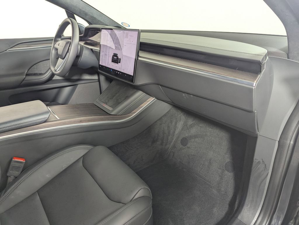 Used 2024 Tesla Model X image 59