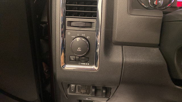 Used 2012 RAM 1500 Laramie w/ Protection Group AWD/4WD image 23