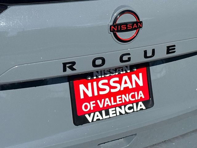 Certified 2025 Nissan Rogue SV image 6