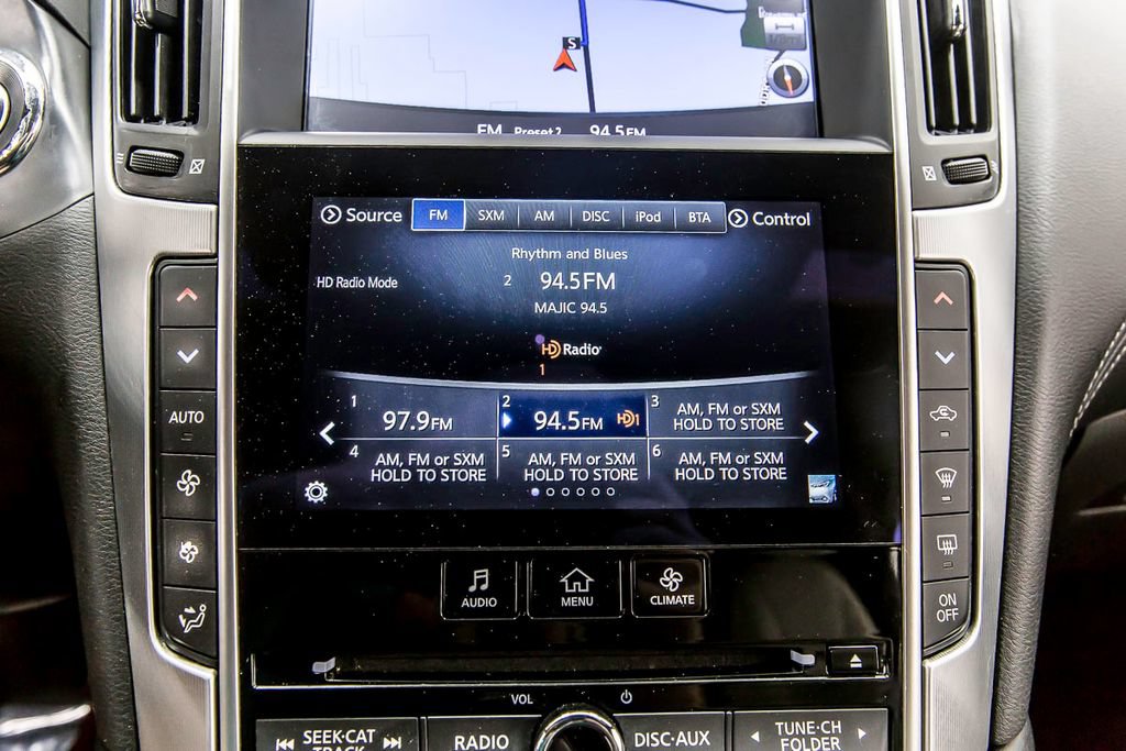 Used 2018 INFINITI Q60 3.0t Luxe w/ Sensory Package 3.0T Luxe RWD image 23
