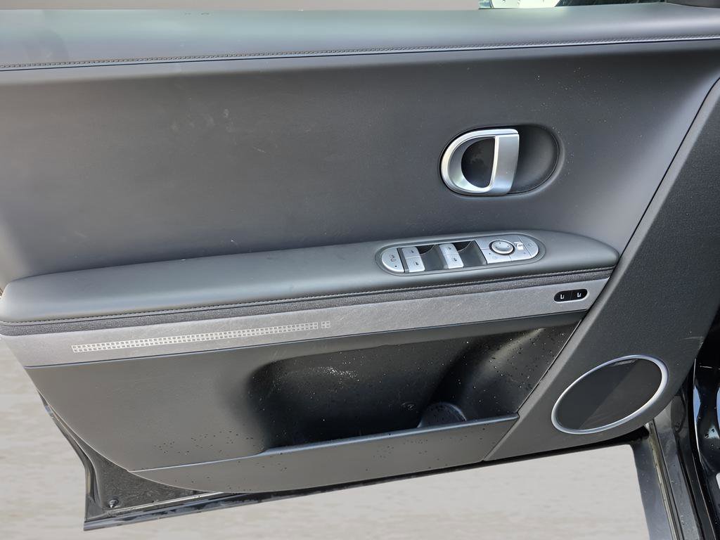 Certified 2024 Hyundai Ioniq 5 Limited image 17
