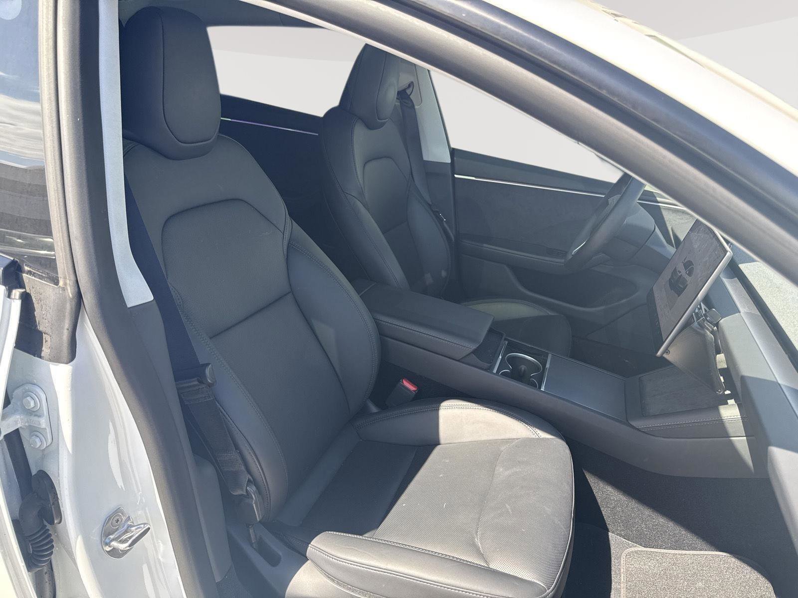 Used 2025 Tesla Model 3 Long Range image 27