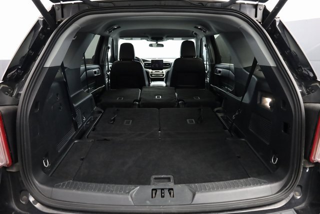 Used 2023 Ford Explorer XLT w/ Equipment Group 202A image 29