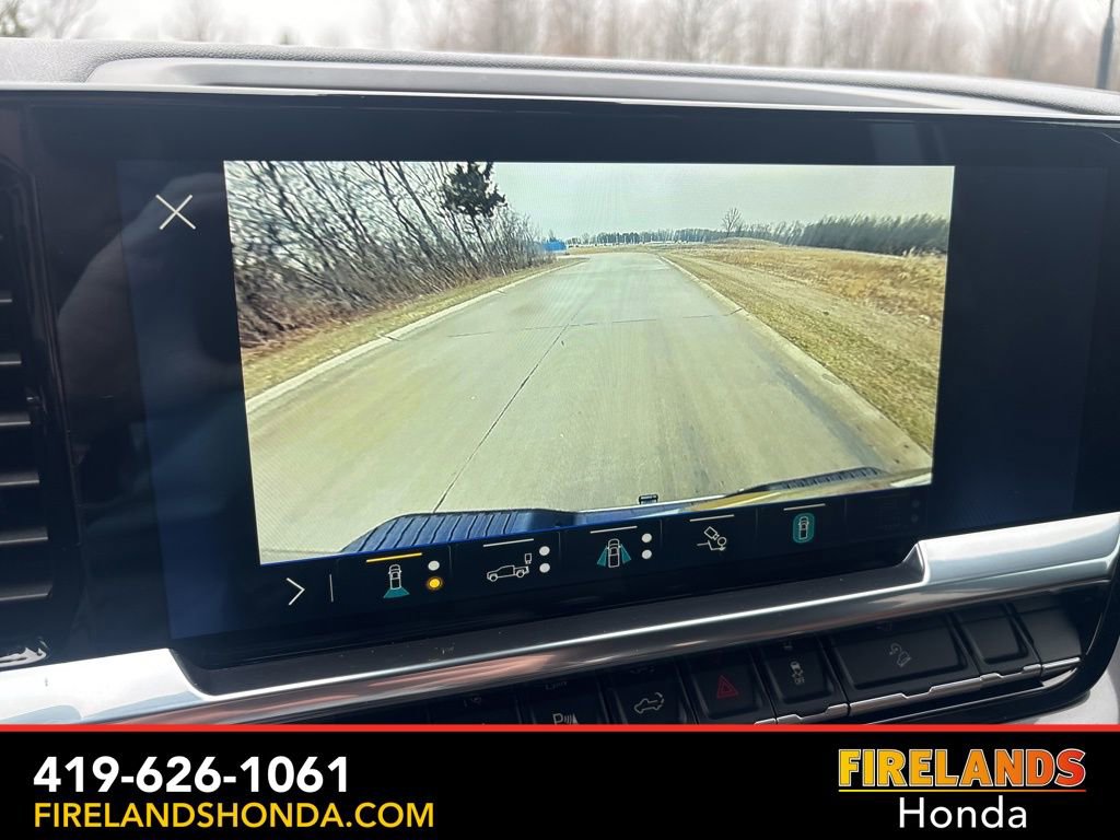 Used 2024 Chevrolet Silverado 3500 High Country w/ Technology Package image 29