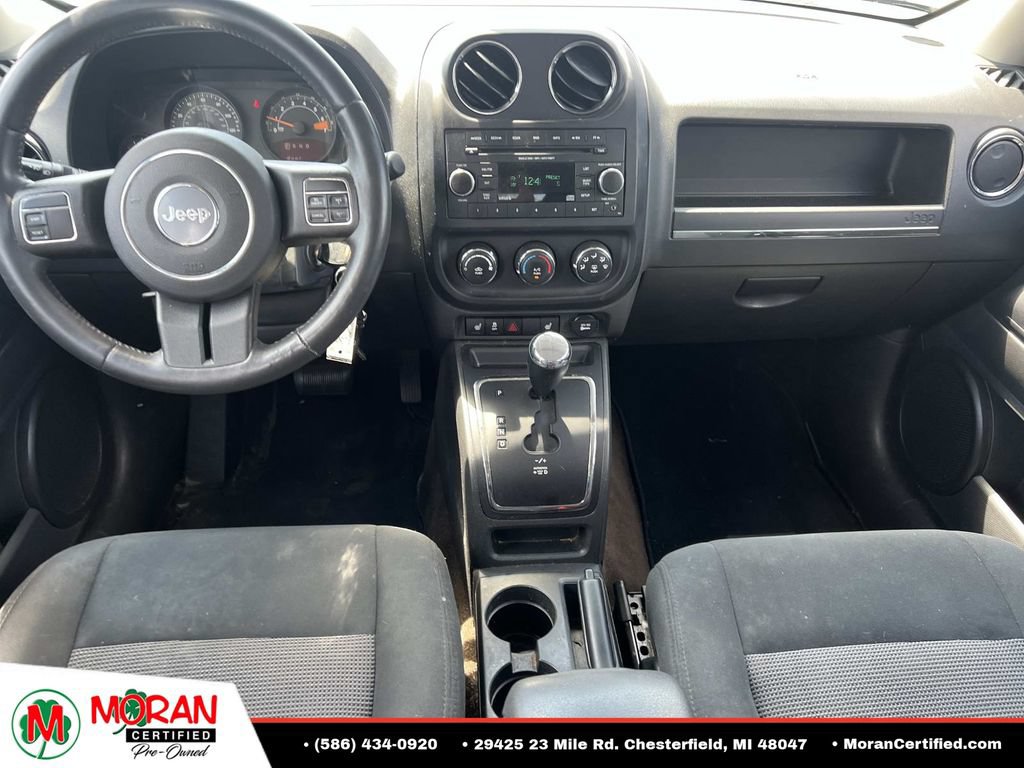 Used 2014 Jeep Patriot Latitude FWD image 12