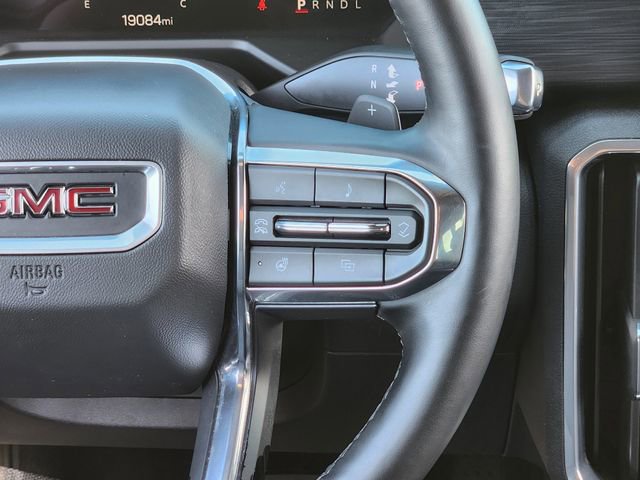 Used 2025 GMC Acadia Elevation image 28