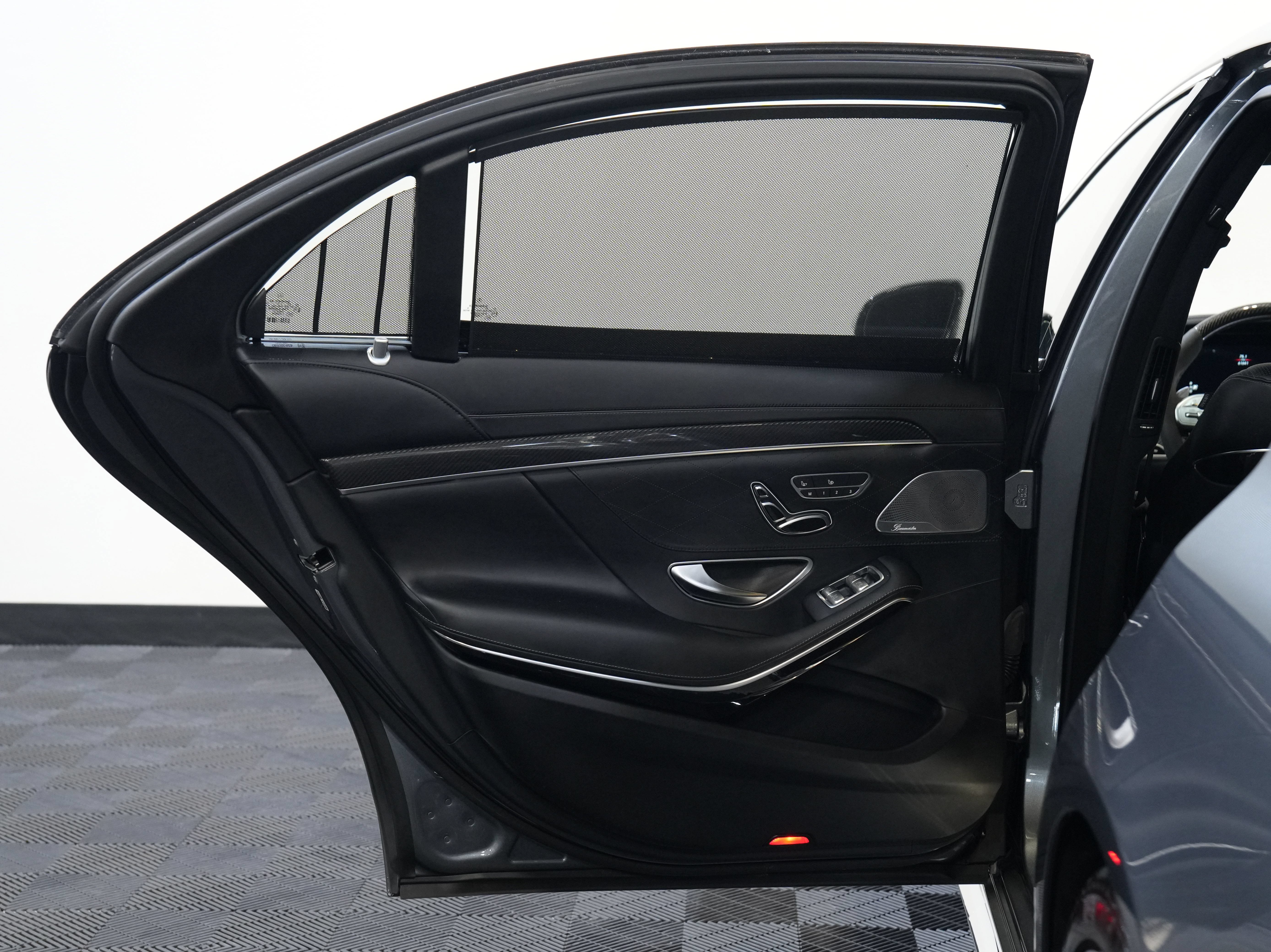 Used 2020 Mercedes-Benz S 63 AMG 4MATIC Sedan image 27