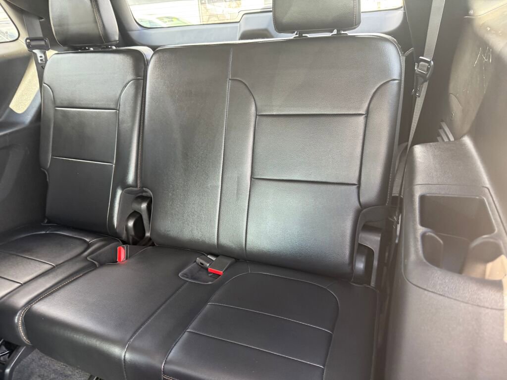 Used 2019 Chevrolet Traverse LT w/ LT Premium Package AWD/4WD image 28